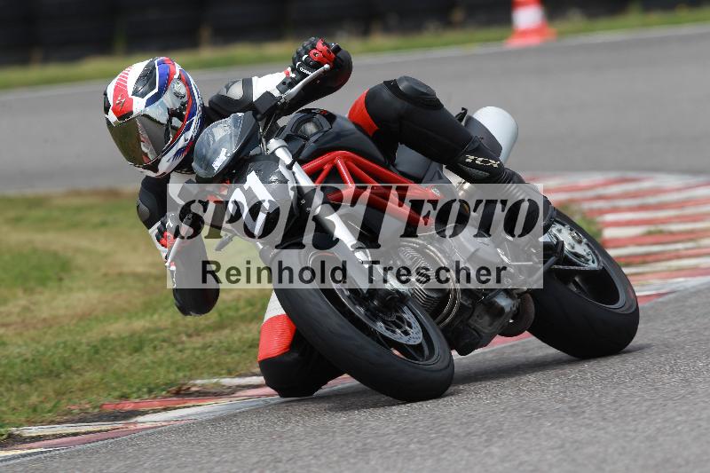 Archiv-2022/13 25.04.2022 Plüss Moto Sport ADR/Freies Fahren/21